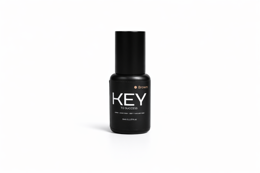 Korean × Lashroom Glue – Ultieme precisie. Onzichtbare hechting.